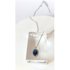 Ασημένιο κολιέ ροζέτα οβάλ με ζιργκόν χρώματος Μοντάνα (SN162)